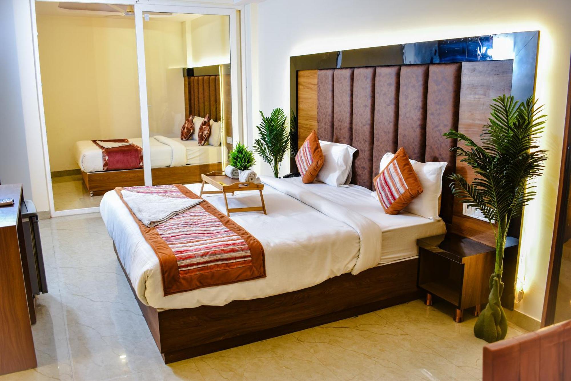 Hotel Yash Palace Νέο Δελχί Εξωτερικό φωτογραφία