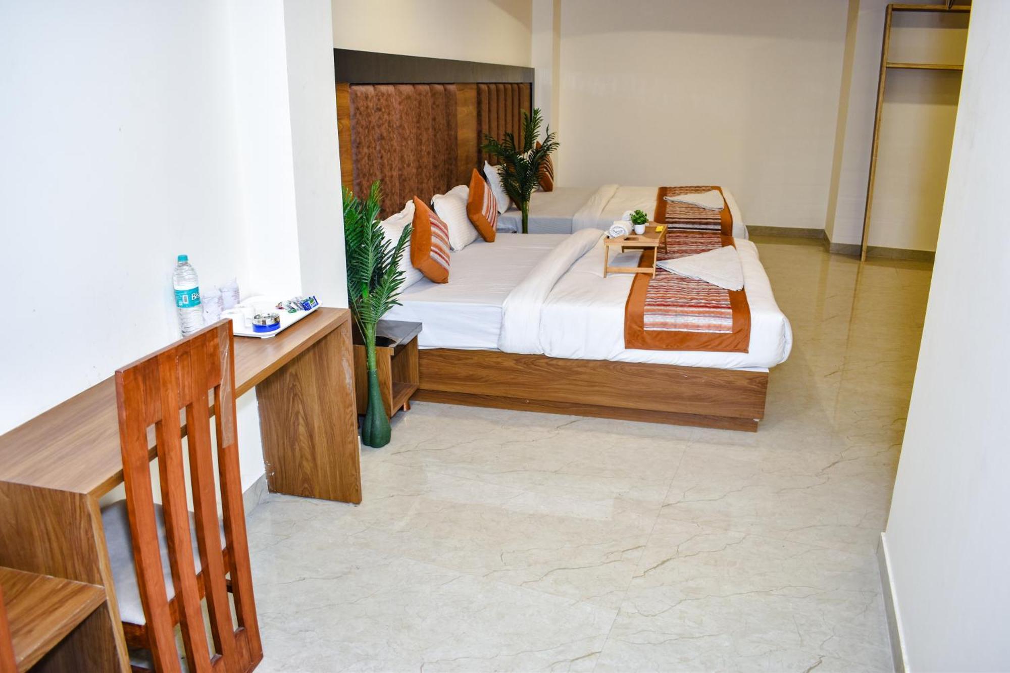 Hotel Yash Palace Νέο Δελχί Εξωτερικό φωτογραφία