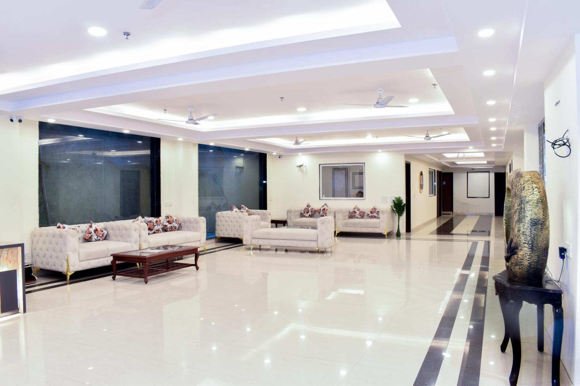 Hotel Yash Palace Νέο Δελχί Εξωτερικό φωτογραφία