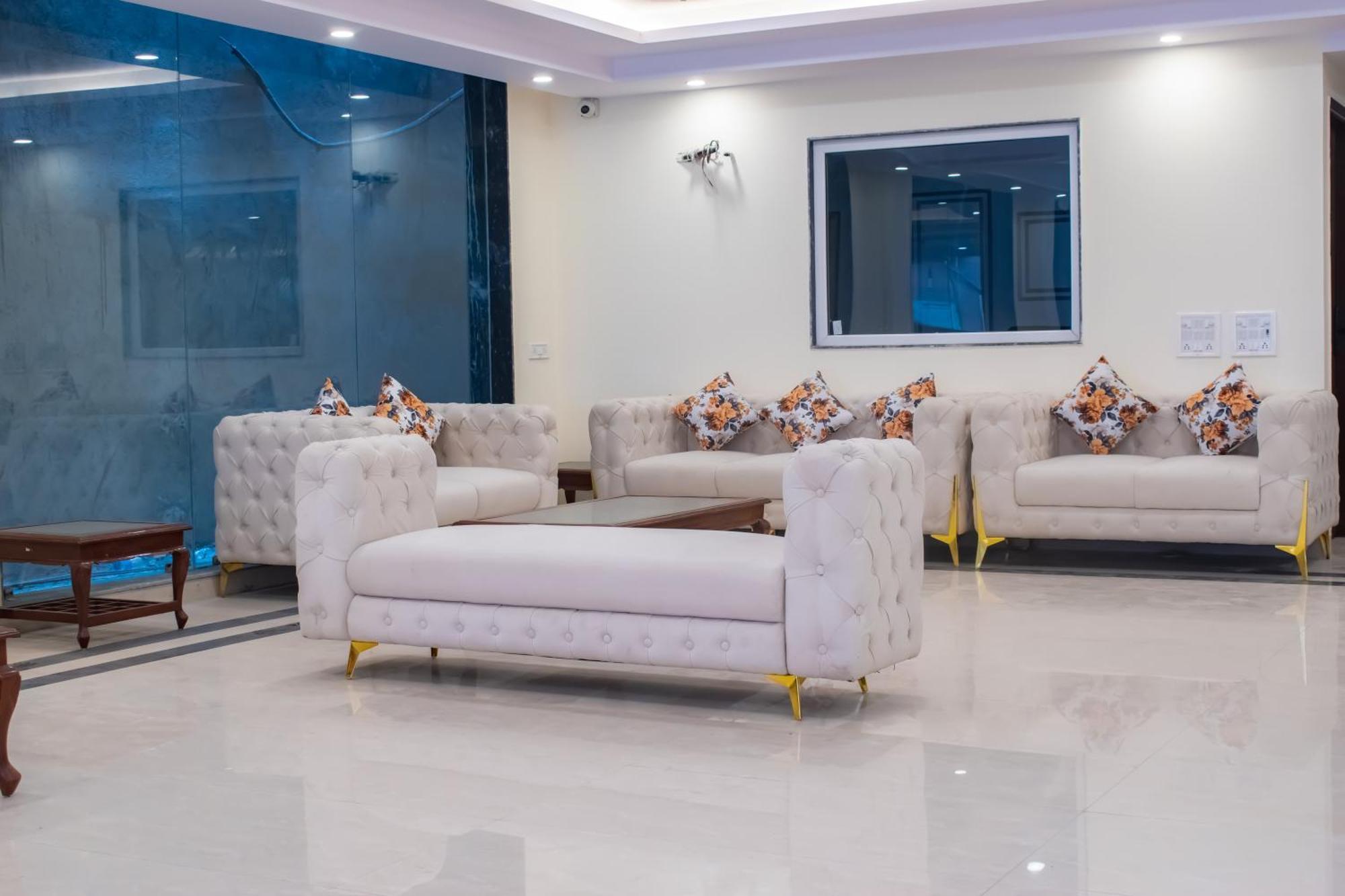 Hotel Yash Palace Νέο Δελχί Εξωτερικό φωτογραφία