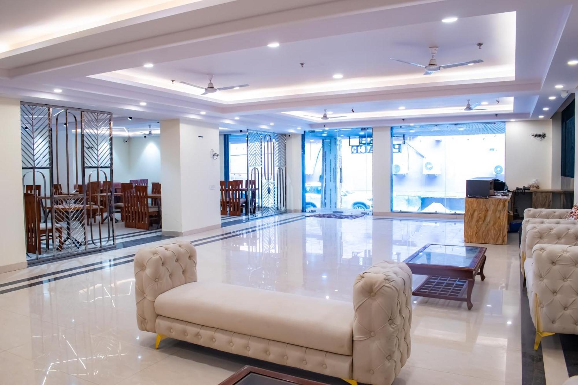 Hotel Yash Palace Νέο Δελχί Εξωτερικό φωτογραφία