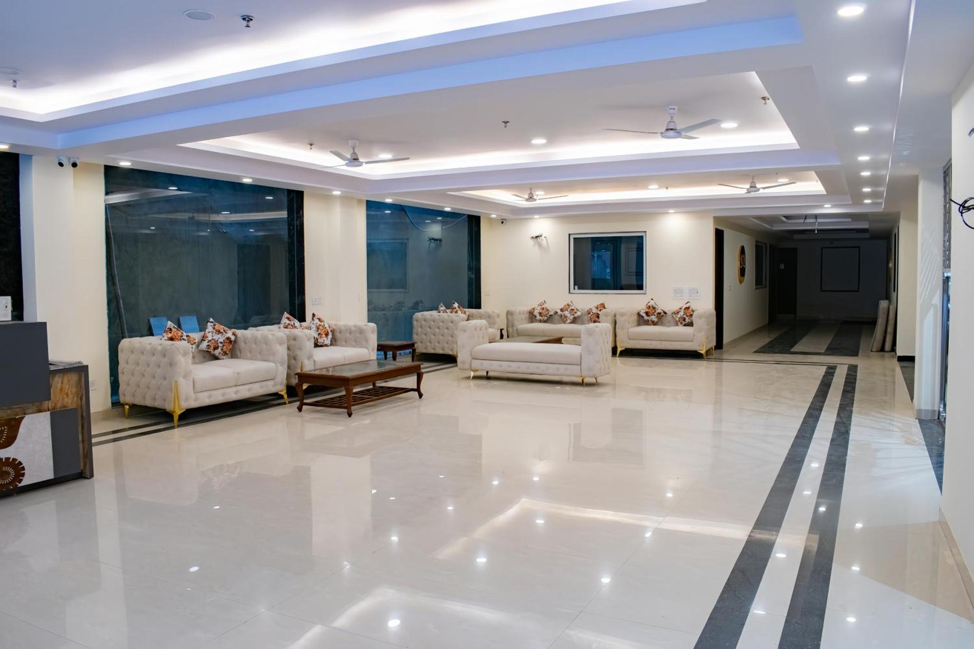 Hotel Yash Palace Νέο Δελχί Εξωτερικό φωτογραφία